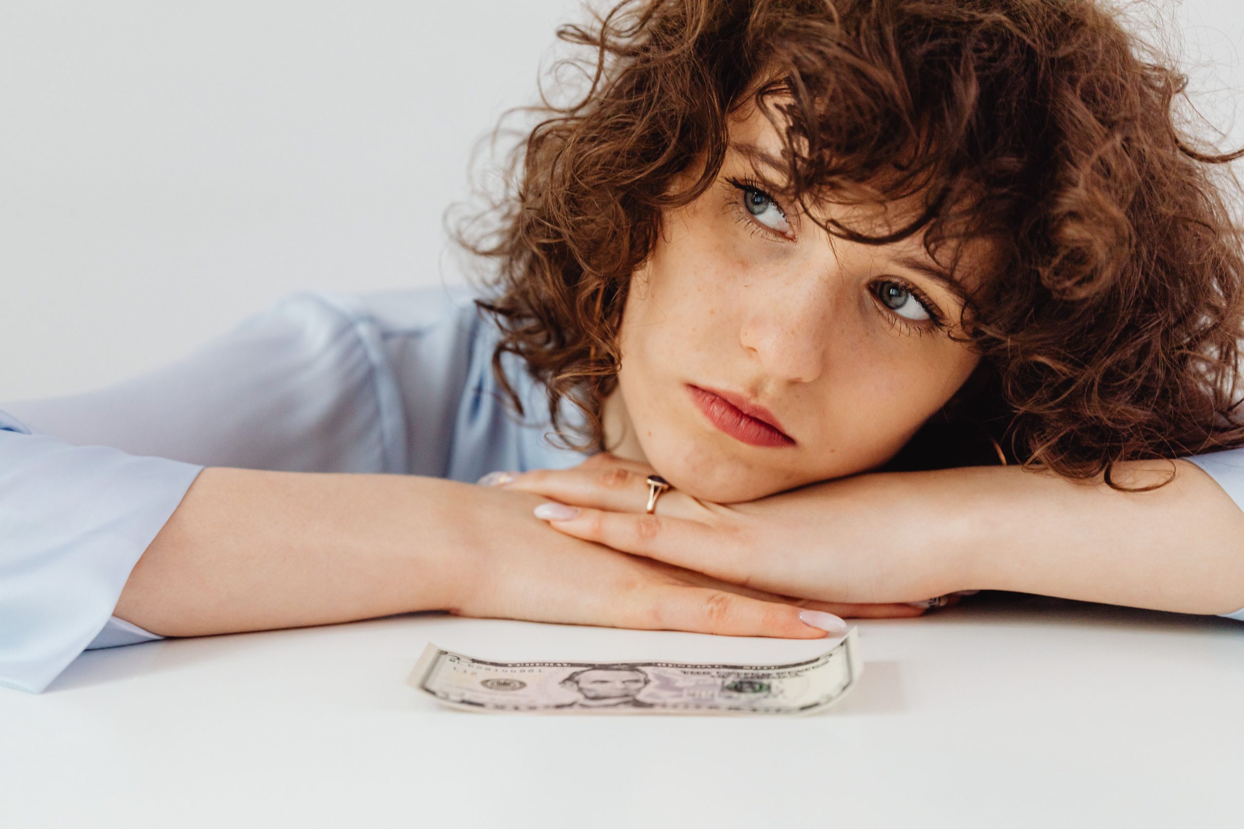 financial challenges of Alzheimer’s caregiving