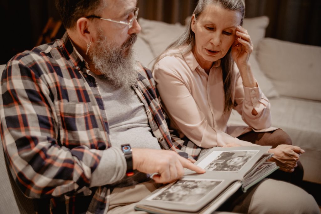 what to expect in early-onset Alzheimer’s